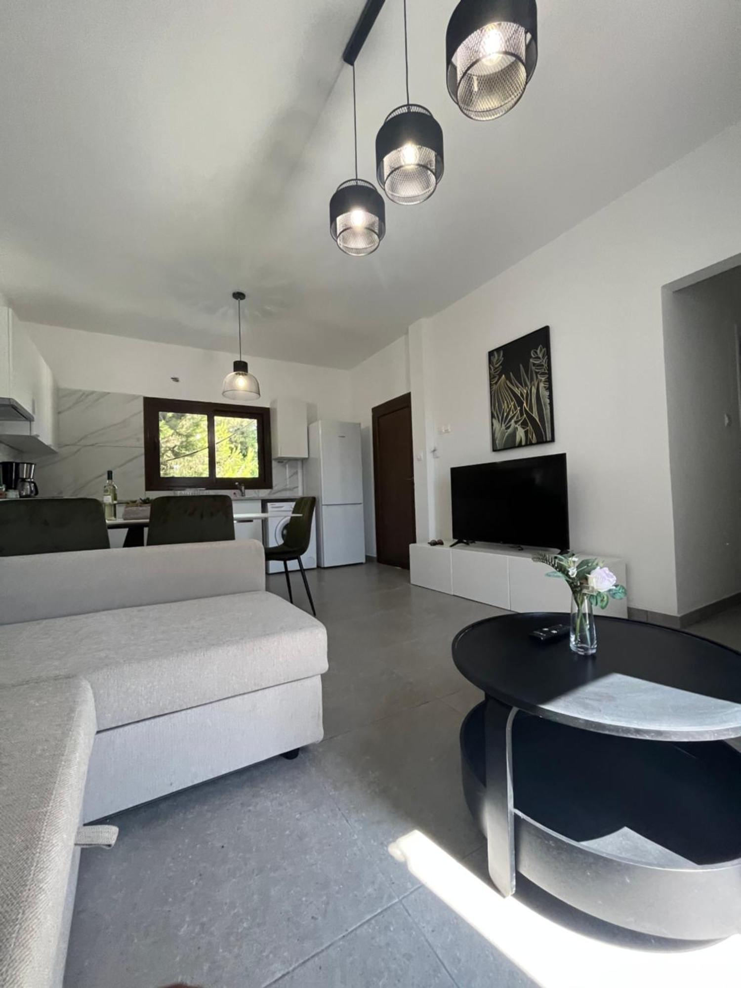 איה נאפה Serenityone - Centrally Located One Bedroom Apt מראה חיצוני תמונה