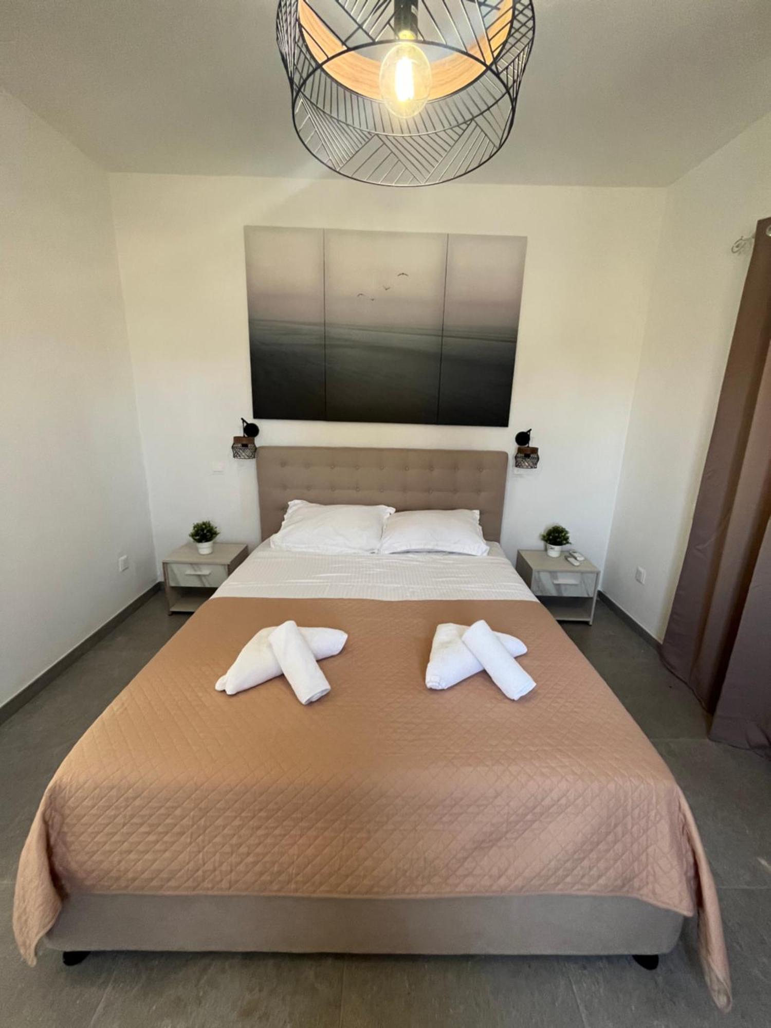 איה נאפה Serenityone - Centrally Located One Bedroom Apt מראה חיצוני תמונה
